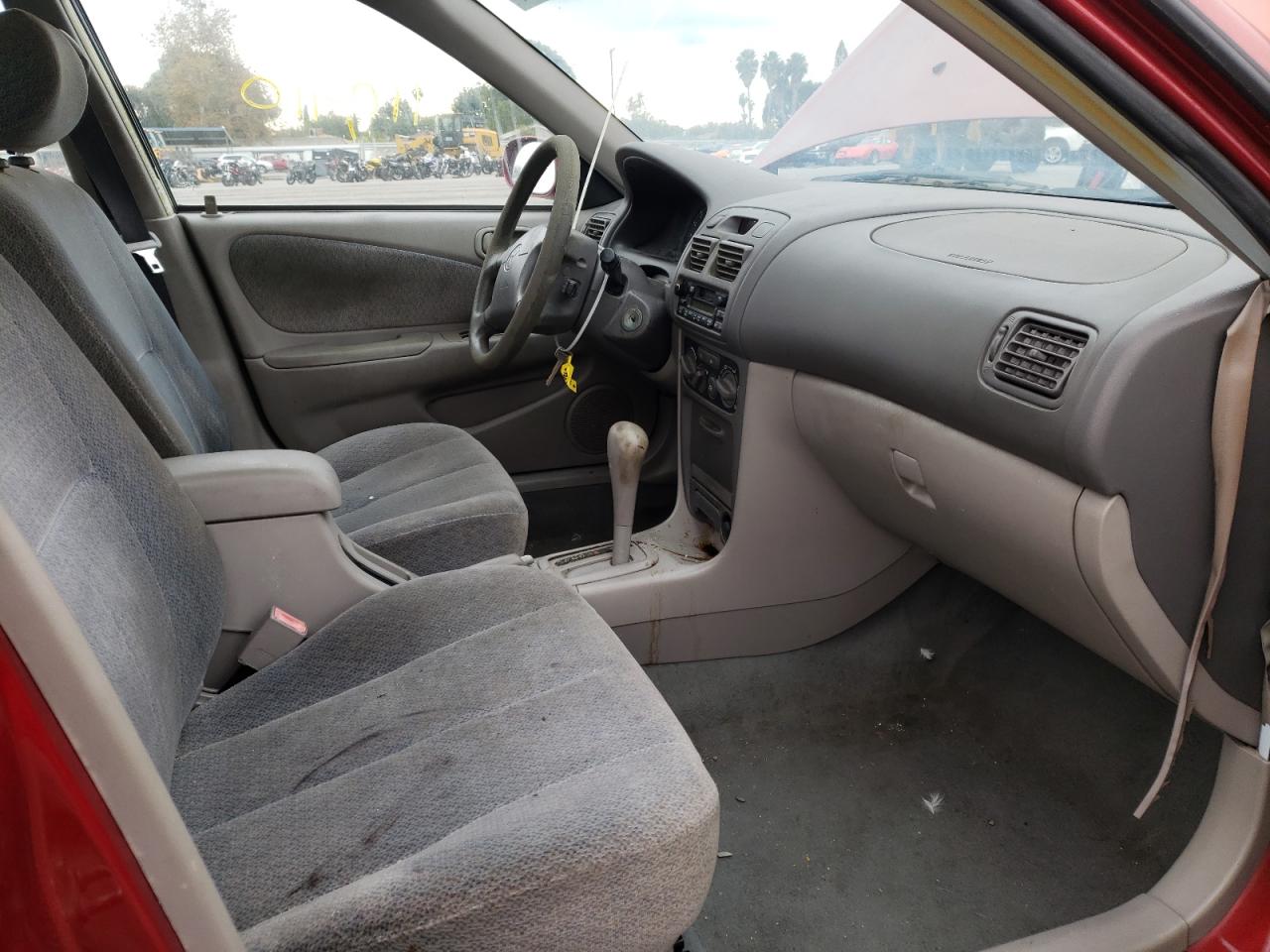 Photo 5 from auction – 2001 TOYOTA COROLLA CE with VIN 1NXBR12E01Z482035