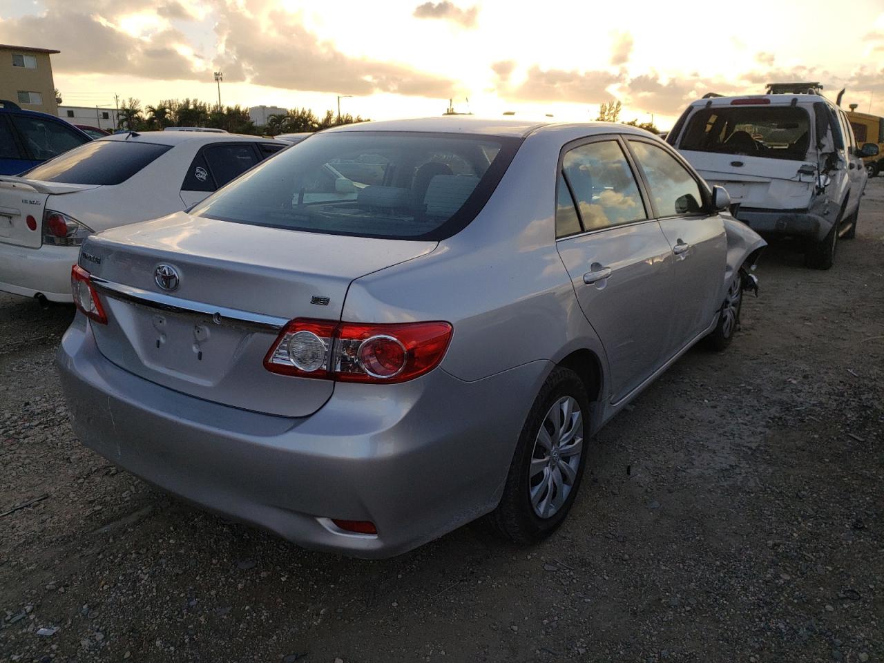 Photo 4 from auction – 2013 TOYOTA COROLLA BA with VIN 5YFBU4EEXDP077799