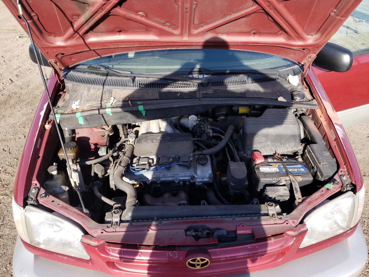 Photo 7 from auction – 2000 TOYOTA SIENNA LE with VIN 4T3ZF13C6YU305978