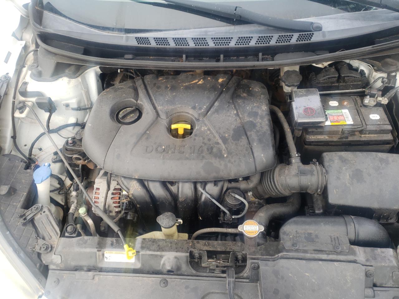 Photo 7 from auction – 2012 HYUNDAI ELANTRA GL with VIN 5NPDH4AE7CH132370
