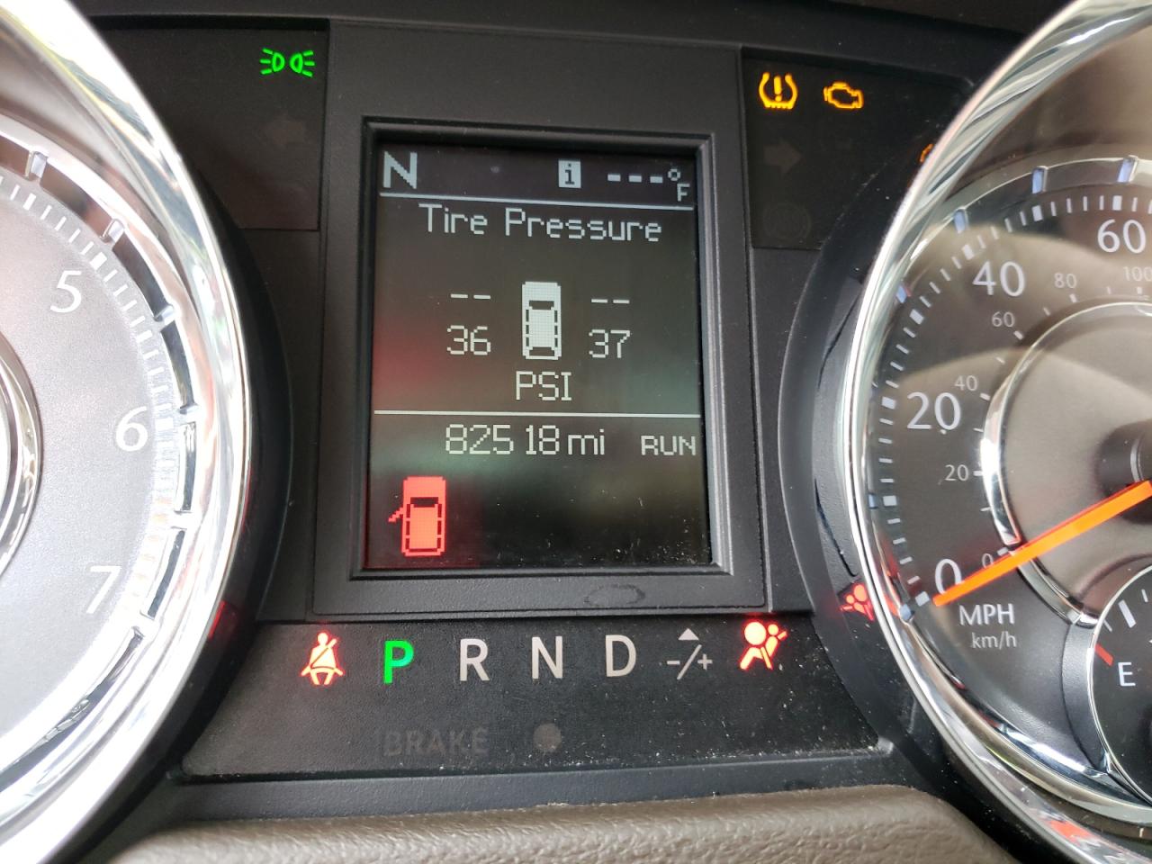 Photo 8 from auction – 2012 CHRYSLER TOWN & COU with VIN 2C4RC1GGXCR196059