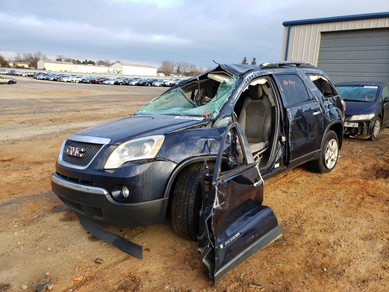 Photo 9 from auction – 2008 GMC ACADIA SLE with VIN 1GKER137X8J305445