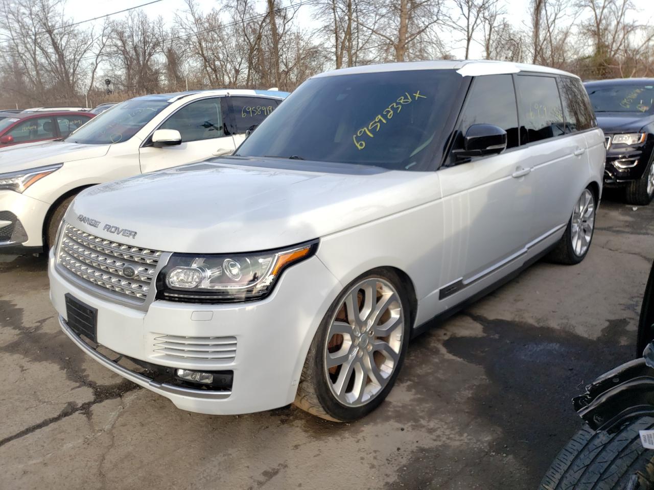 Photo 2 from auction – 2017 LAND ROVER RANGE ROVE with VIN SALGW3FE0HA490195