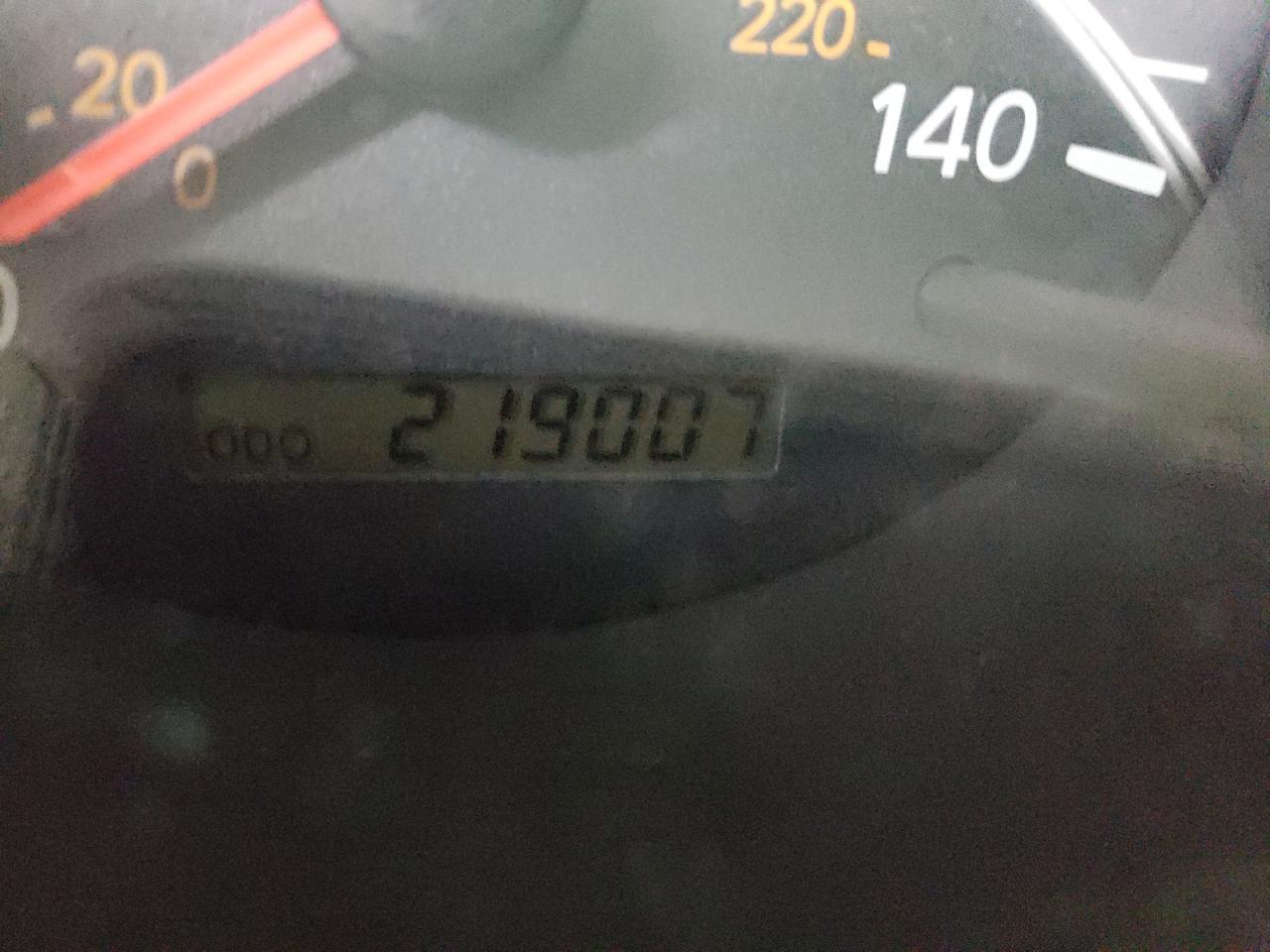 Photo 8 from auction – 2006 TOYOTA HIGHLANDER with VIN JTEGD21A160146742