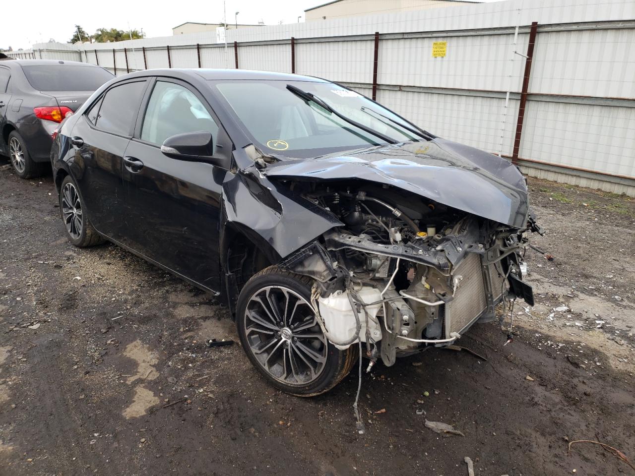 TOYOTA COROLLA L 2016 with VIN 5YFBURHE4GP435640 - Photo from auction