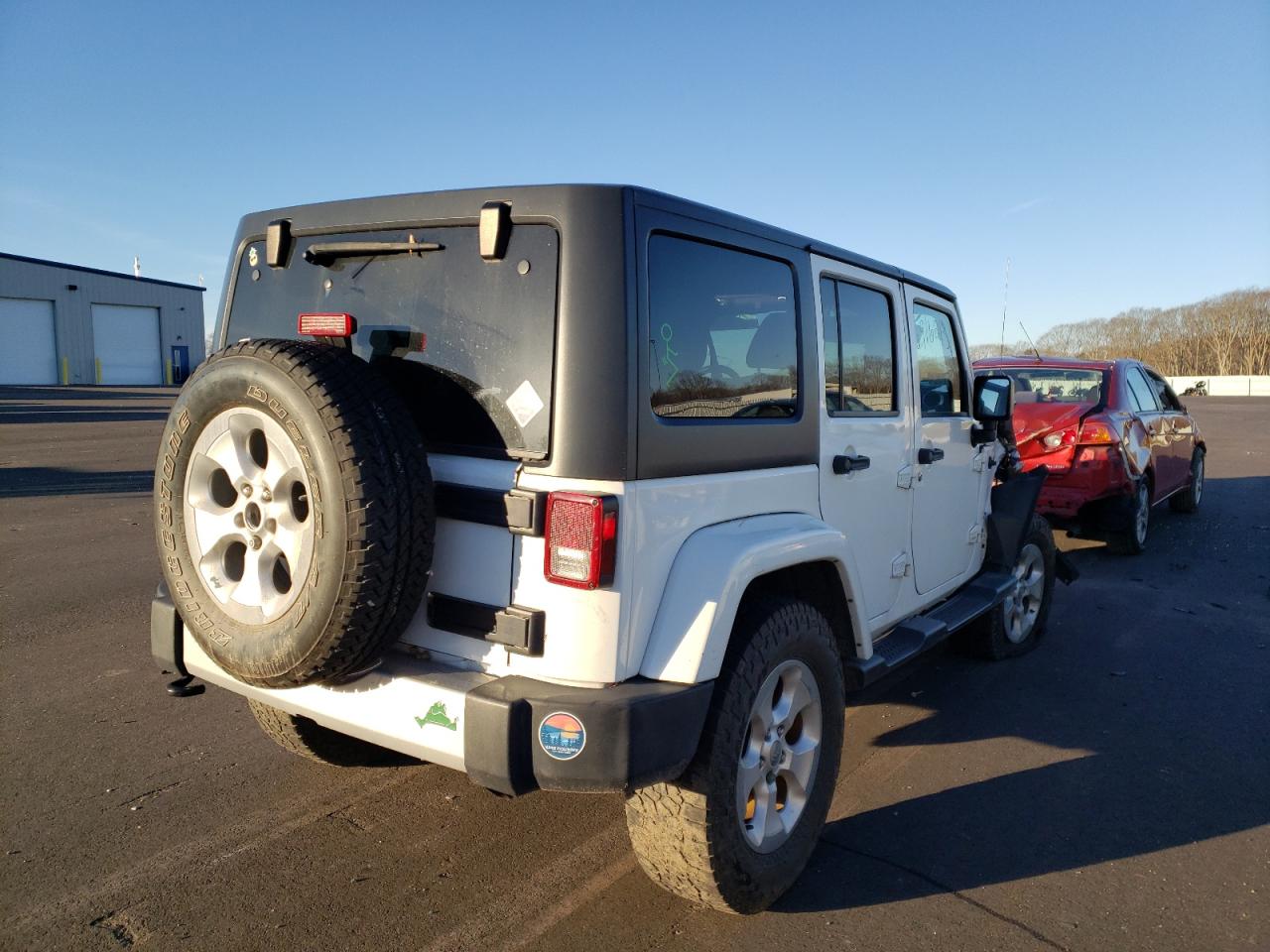 Photo 4 from auction – 2015 JEEP WRANGLER U with VIN 1C4BJWEGXFL505372