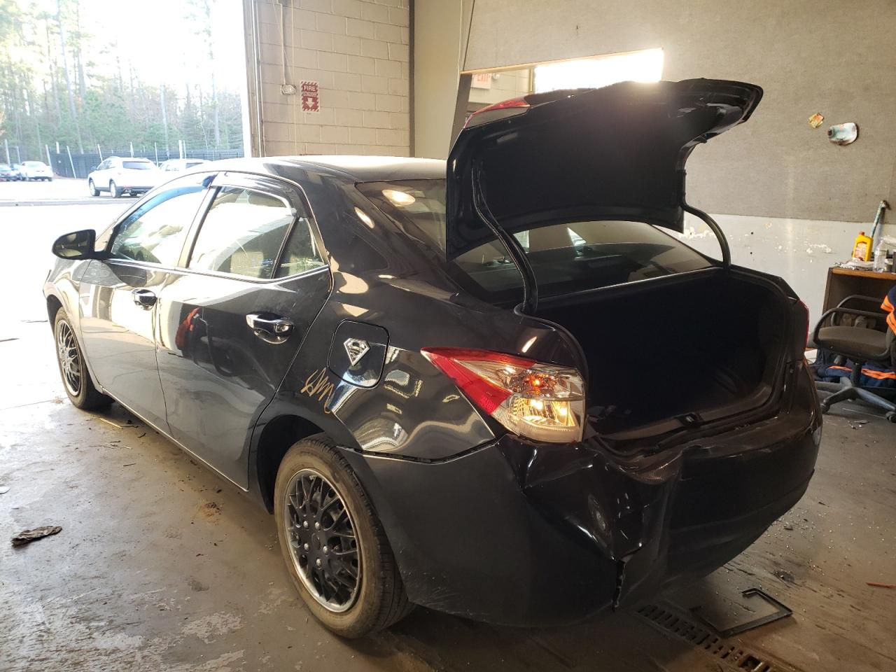 Photo 3 from auction – 2019 TOYOTA COROLLA L with VIN 2T1BURHE7KC213991