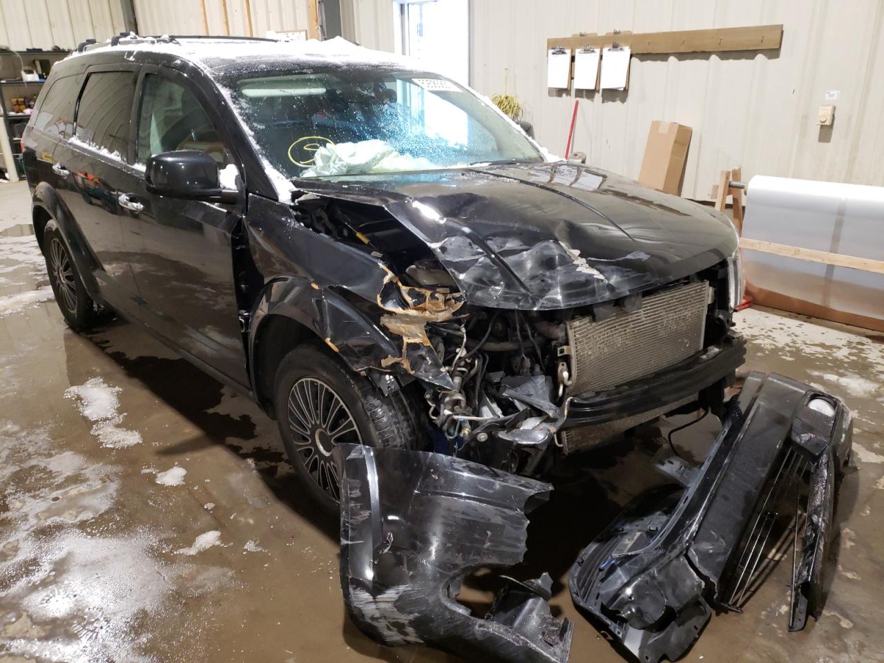 DODGE JOURNEY R/ 2010 with VIN 3D4PH6FV6AT124083 - Photo from auction