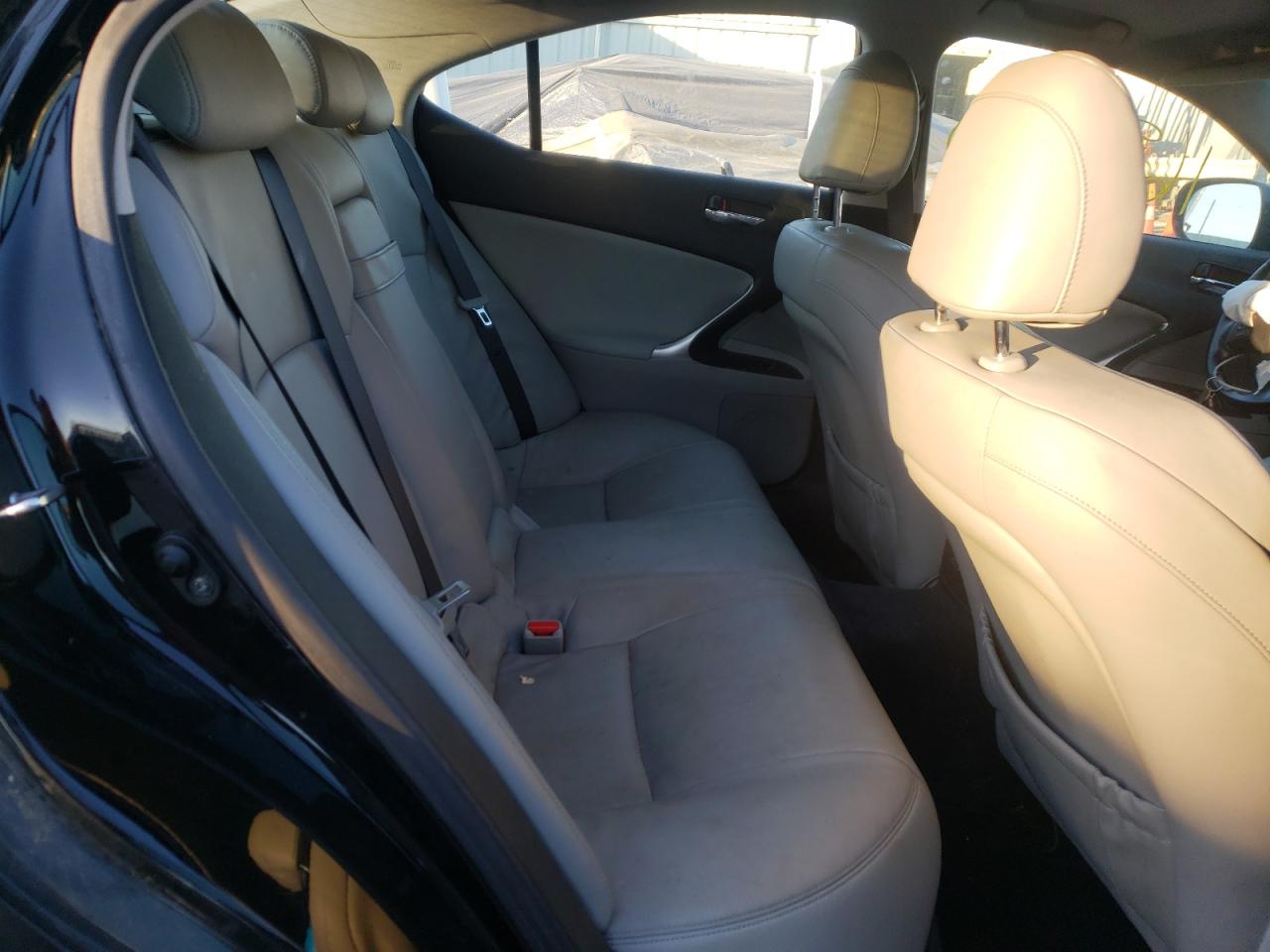 Photo 6 from auction – 2008 LEXUS IS 250 with VIN JTHCK262982023349