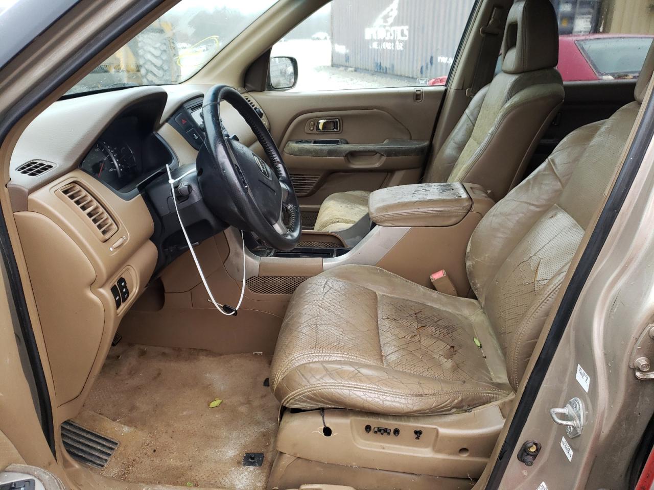 Photo 5 from auction – 2003 HONDA PILOT EXL with VIN 2HKYF18663H614882