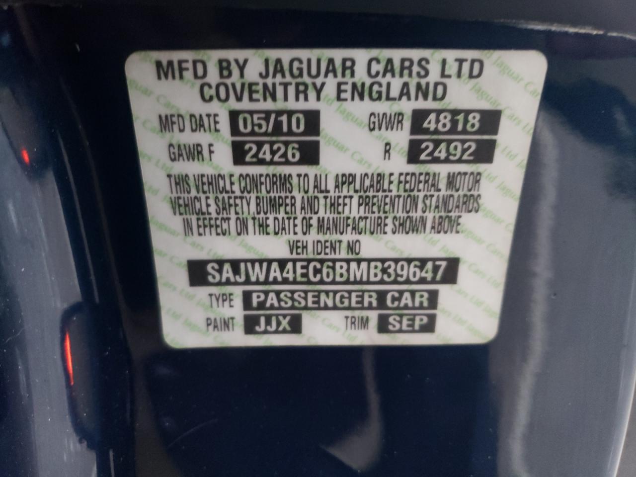 Photo 10 from auction – 2011 JAGUAR XKR with VIN SAJWA4EC6BMB39647