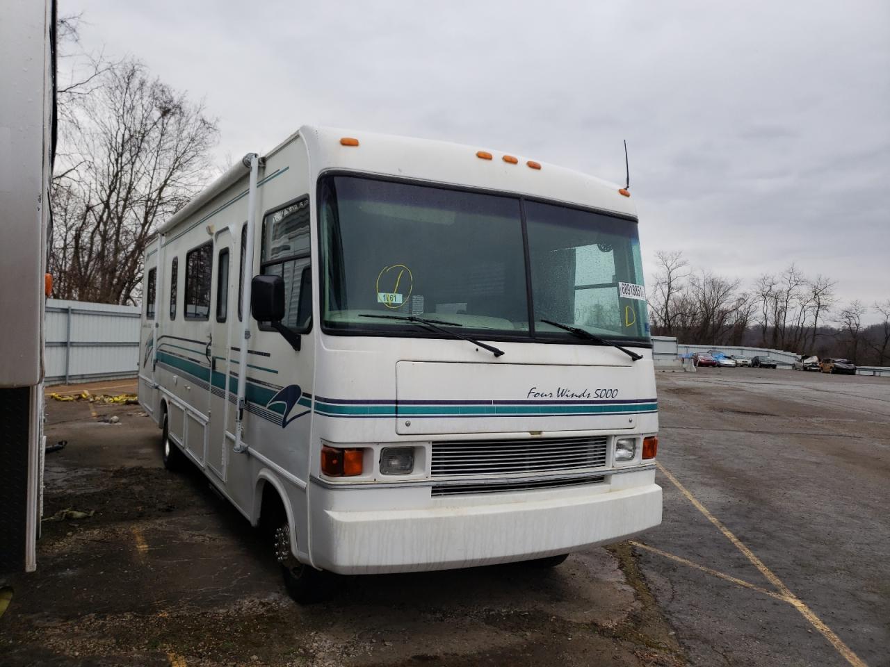 FOUR M30QHURRI 1995 with VIN 3FCLF53G3SJA11545 - Photo from auction