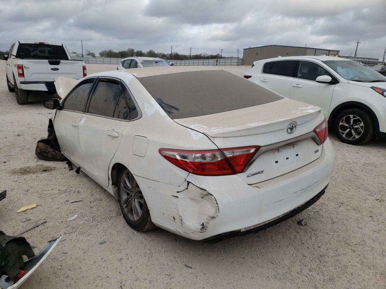 Photo 3 from auction – 2015 TOYOTA CAMRY LE with VIN 4T1BF1FK3FU032816