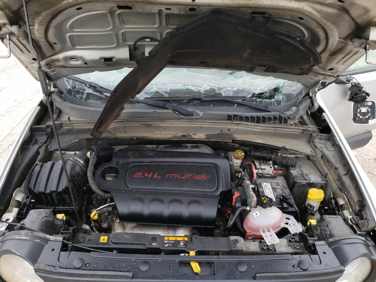 Photo 7 from auction – 2018 JEEP RENEGADE S with VIN ZACCJBAB1JPH06234