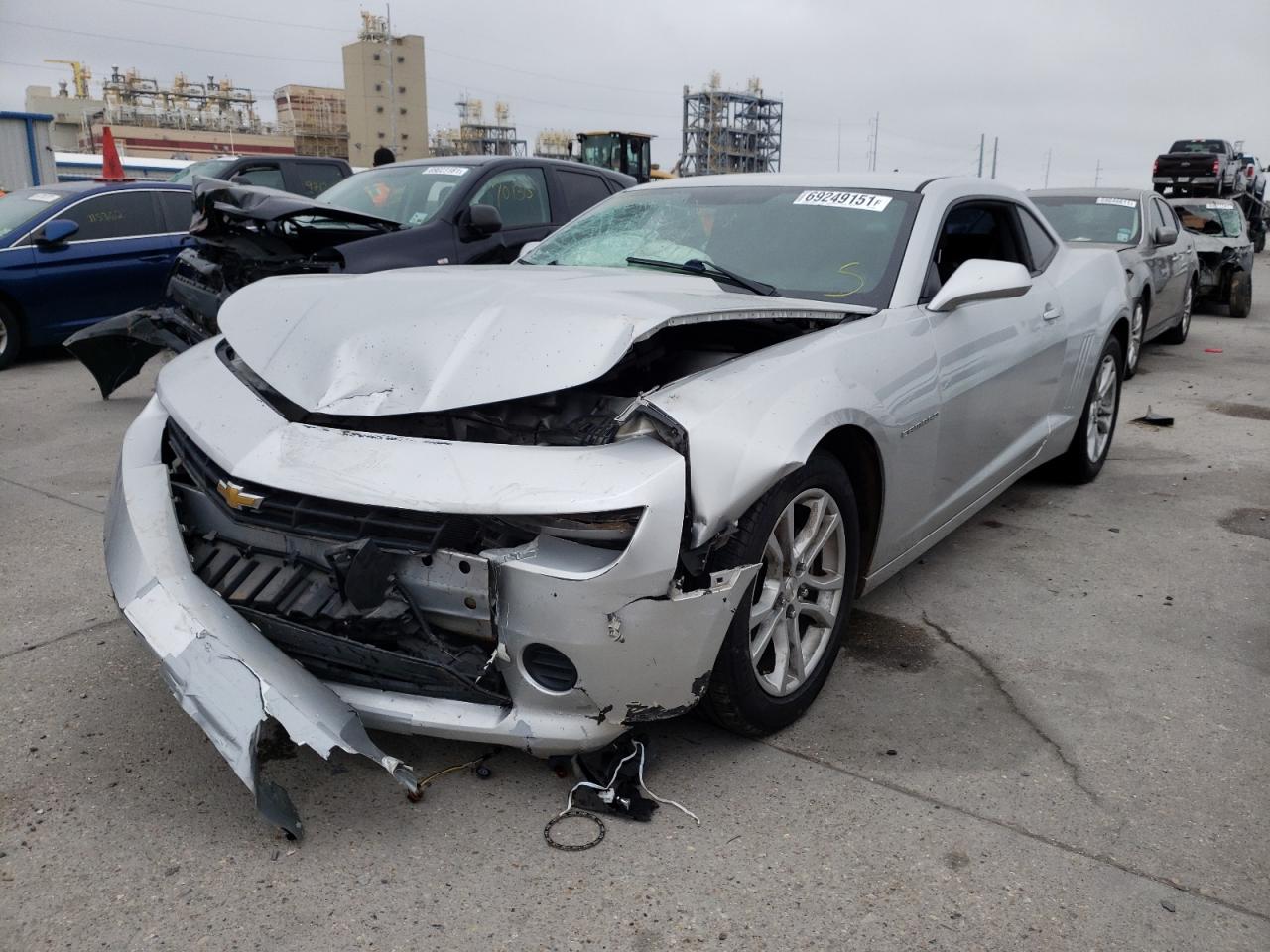 Photo 2 from auction – 2015 CHEVROLET CAMARO LS with VIN 2G1FB1E39F9263480