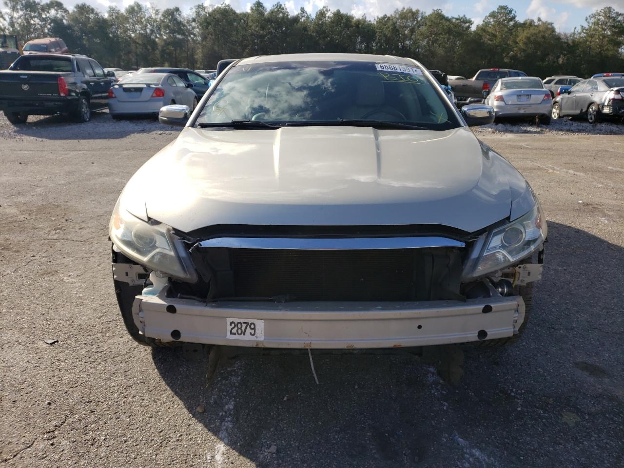 Photo 9 from auction – 2010 FORD TAURUS LIM with VIN 1FAHP2FW4AG142341