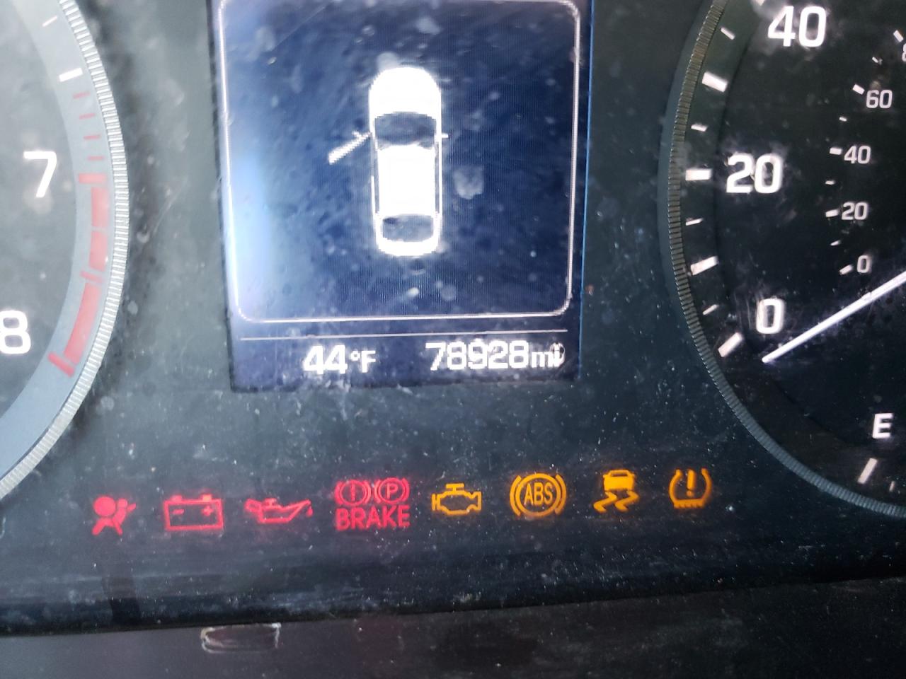 Photo 8 from auction – 2017 HYUNDAI SONATA SE with VIN 5NPE24AF0HH577362