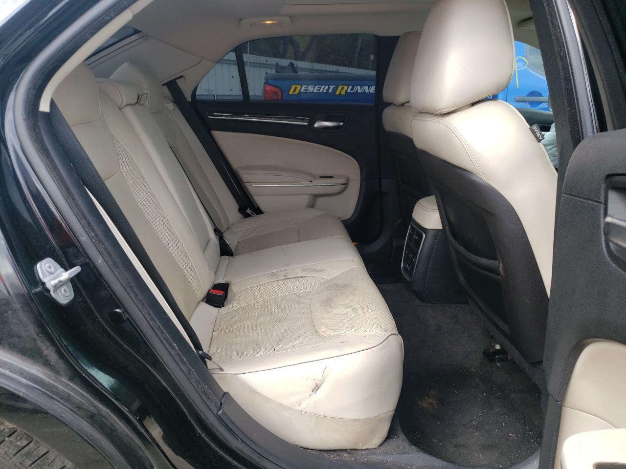 Photo 6 from auction – 2015 CHRYSLER 300C with VIN 2C3CCAEGXFH802208