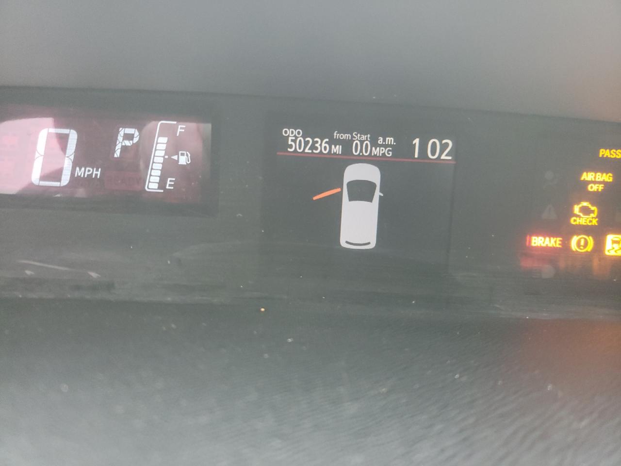 Photo 8 from auction – 2016 TOYOTA PRIUS C with VIN JTDKDTB34G1117994