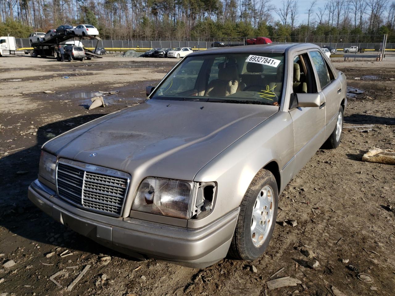 Photo 9 from auction – 1995 MERCEDES-BENZ E 320 BASE with VIN WDBEA32E1SC181445