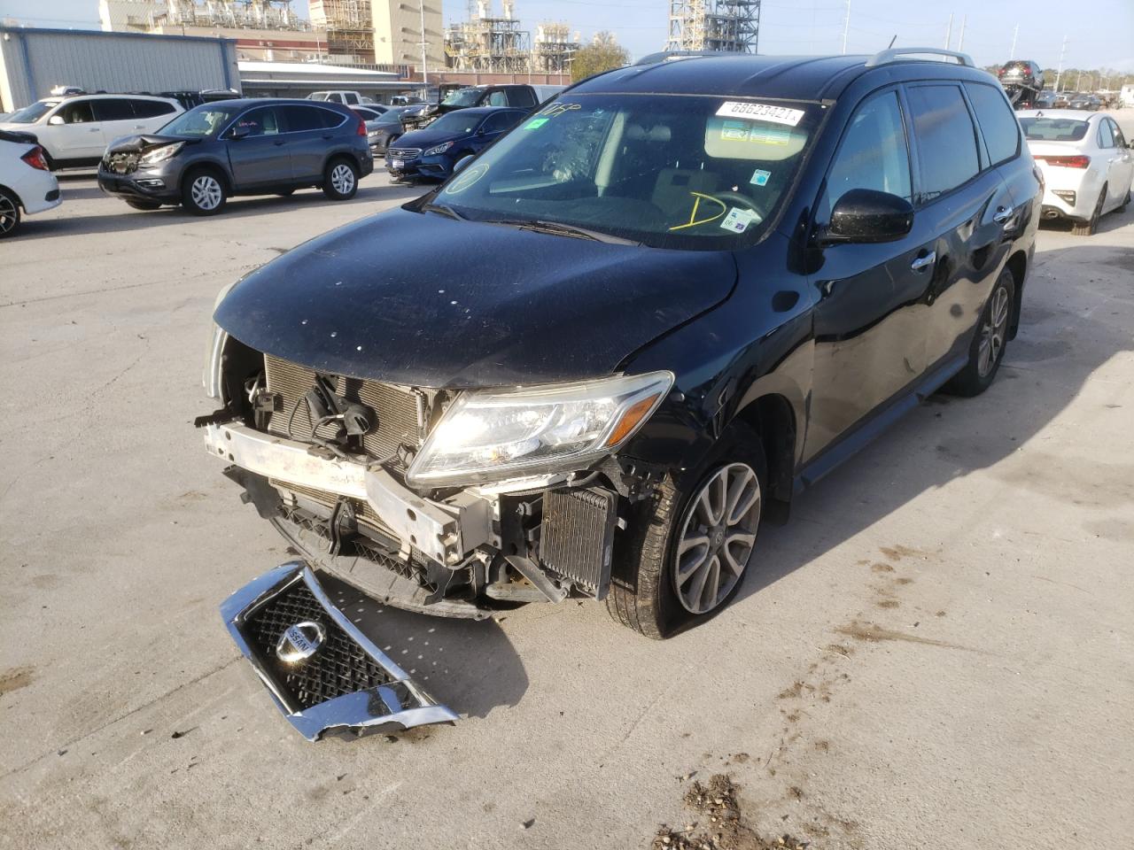 Photo 2 from auction – 2015 NISSAN PATHFINDER with VIN 5N1AR2MN5FC723051