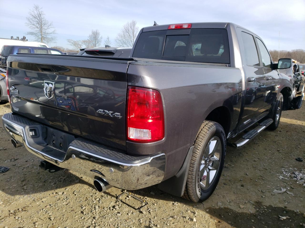 Photo 4 from auction – 2017 RAM 1500 SLT with VIN 1C6RR7LT7HS596386