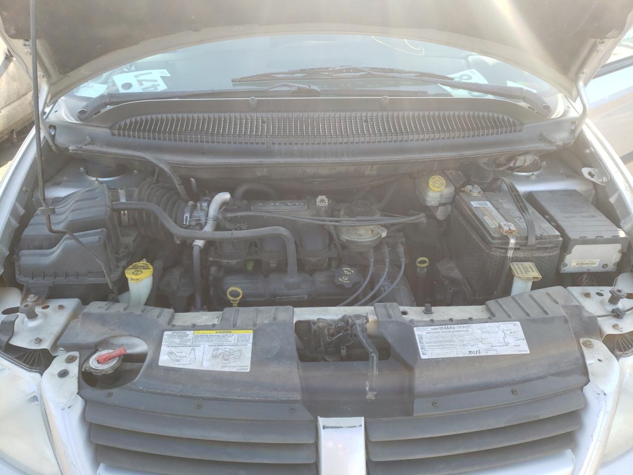 Photo 7 from auction – 2005 DODGE GRAND CARA with VIN 1D4GP24R05B149859