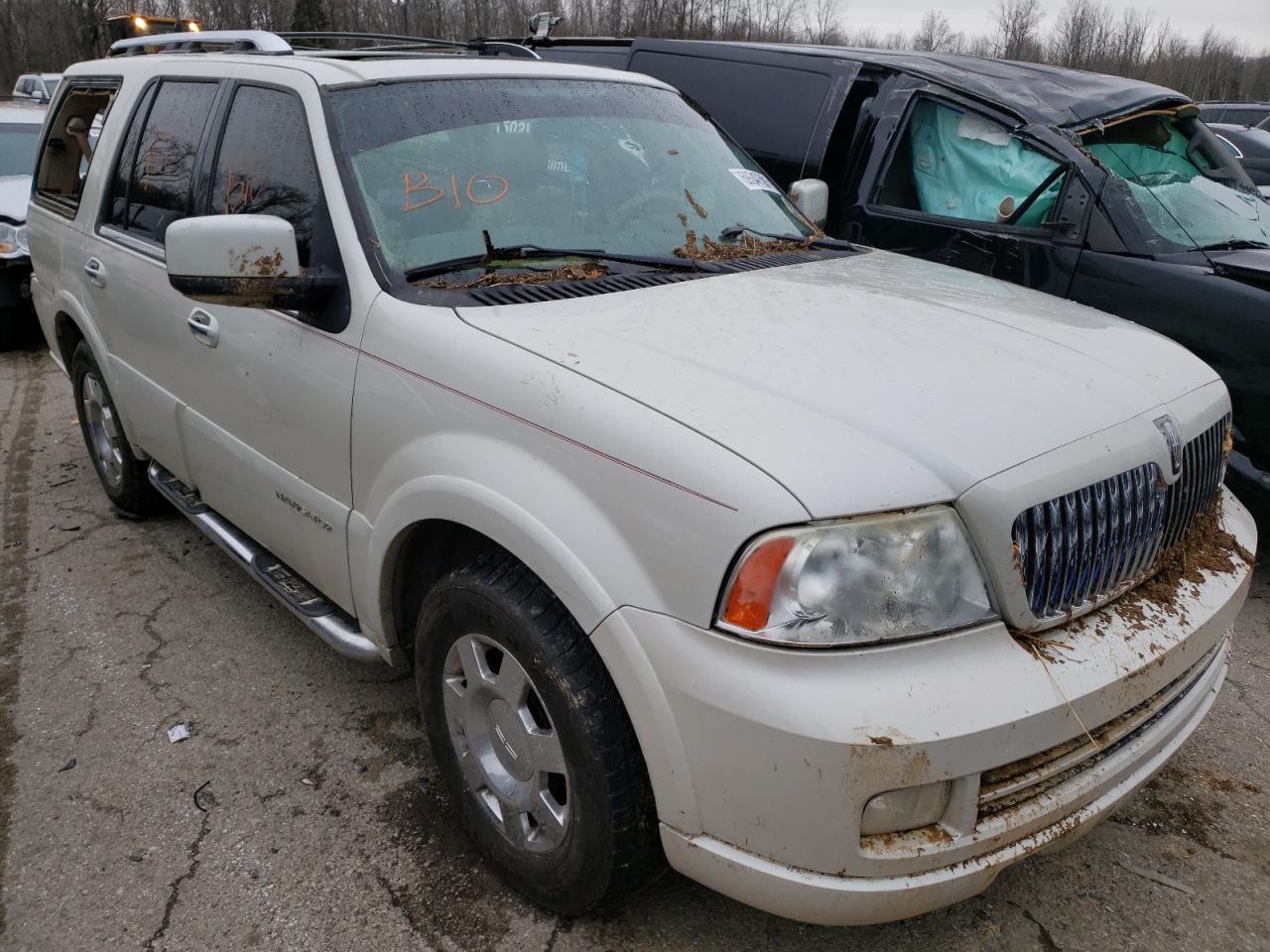 LINCOLN NAVIGATOR 2006 with VIN 5LMFU28526LJ21817 - Photo from auction