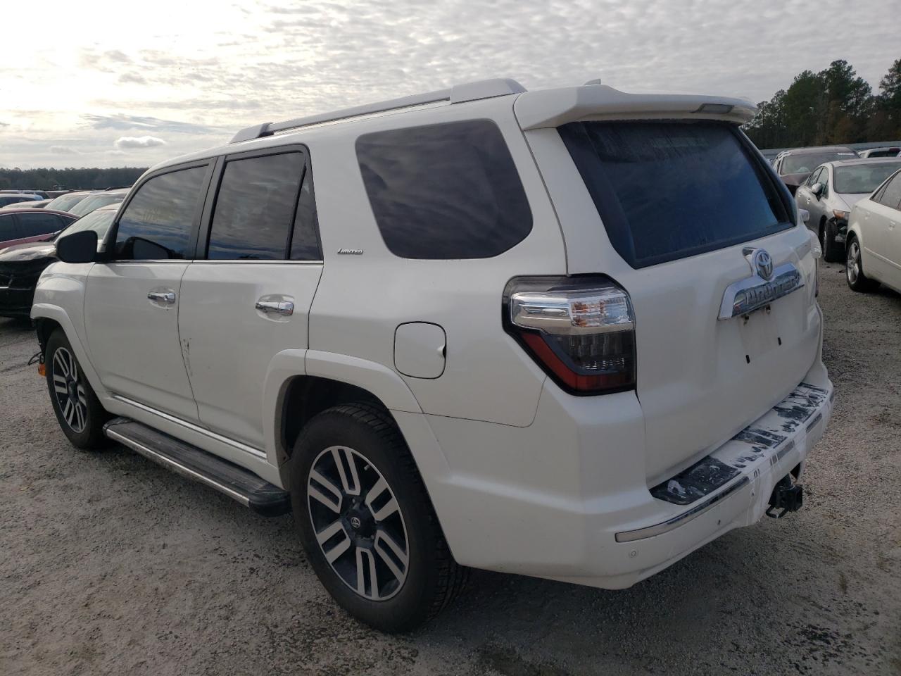 Photo 3 from auction – 2016 TOYOTA 4RUNNER SR with VIN JTEZU5JR9G5118286