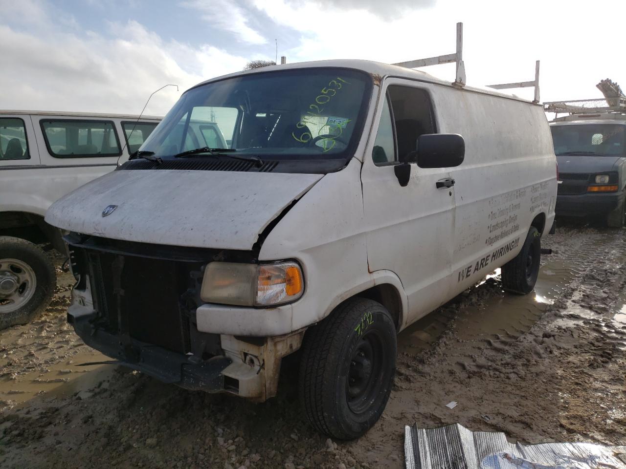 Photo 2 from auction – 1997 DODGE RAM VAN B2 with VIN 2B7HB21Y6VK577571