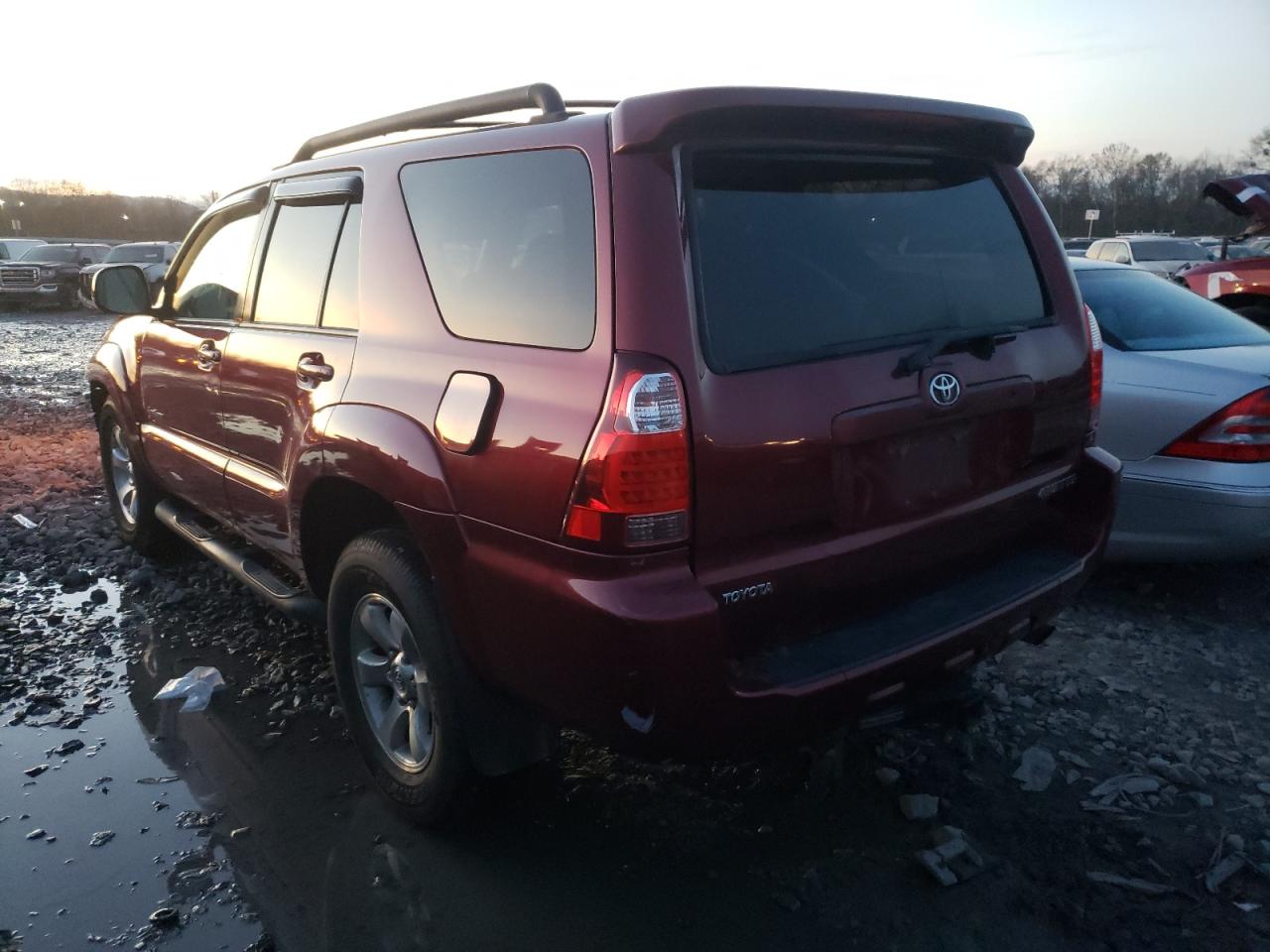 Photo 3 from auction – 2007 TOYOTA 4RUNNER SR with VIN JTEZU14R778075697