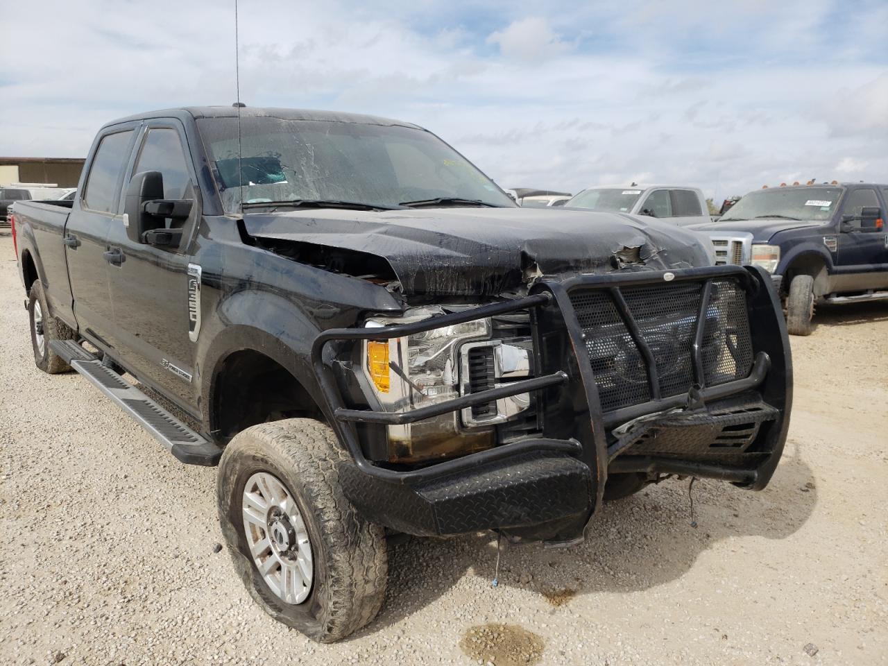 FORD F350 SUPER 2017 with VIN 1FT8W3BT9HEC07673 - Photo from auction