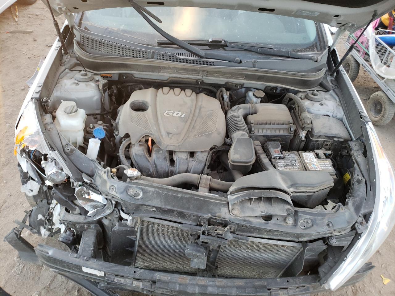 Photo 7 from auction – 2014 HYUNDAI SONATA SE with VIN 5NPEC4AC2EH923412