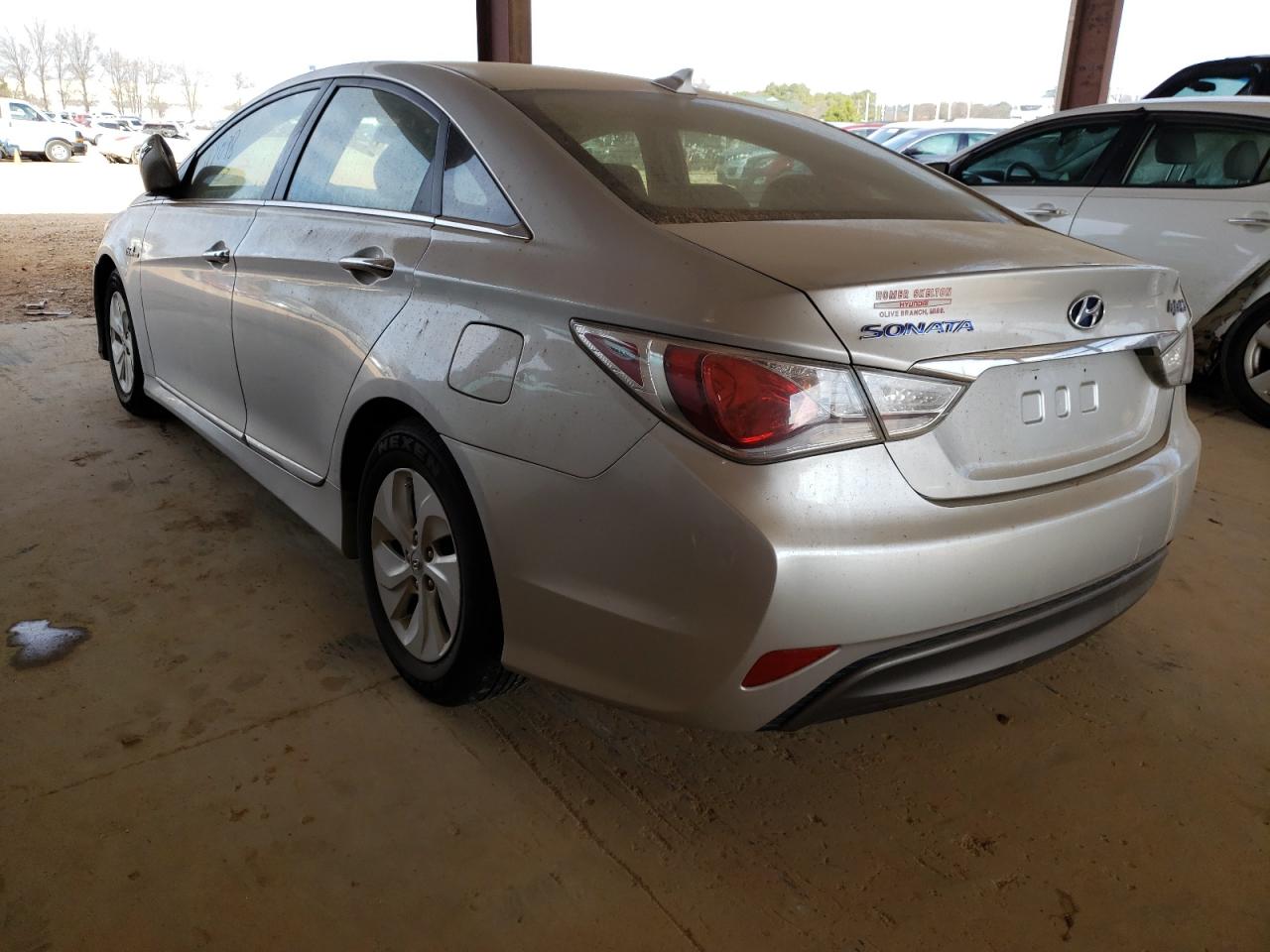 Photo 3 from auction – 2013 HYUNDAI SONATA HYB with VIN KMHEC4A41DA085237