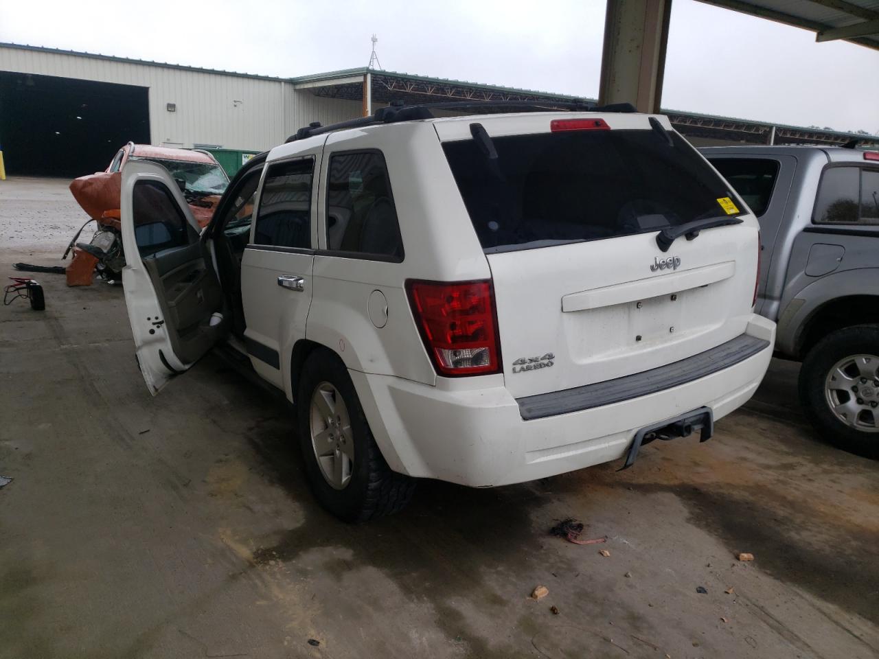 Photo 3 from auction – 2006 JEEP GRAND CHER with VIN 1J4GR48K66C325321