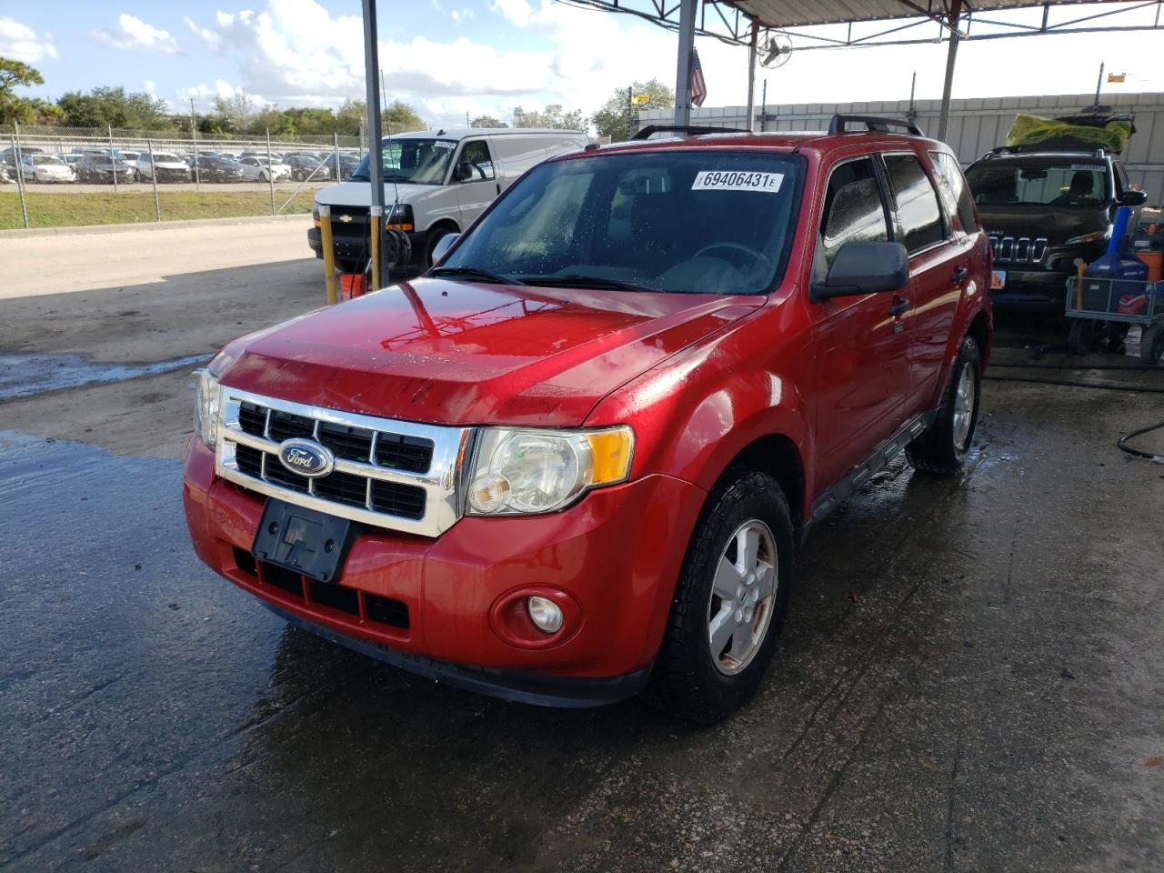 Photo 2 from auction – 2009 FORD ESCAPE XLT with VIN 1FMCU03719KD01495