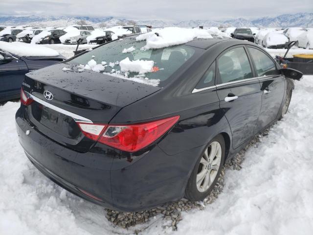 Photo 4 from auction – 2011 HYUNDAI SONATA with VIN 5NPEC4AC3BH074242