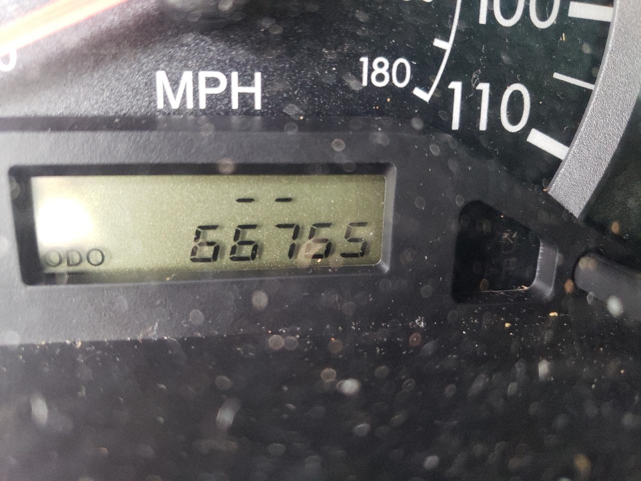 Photo 8 from auction – 2006 TOYOTA COROLLA CE with VIN JTDBR32E660085220