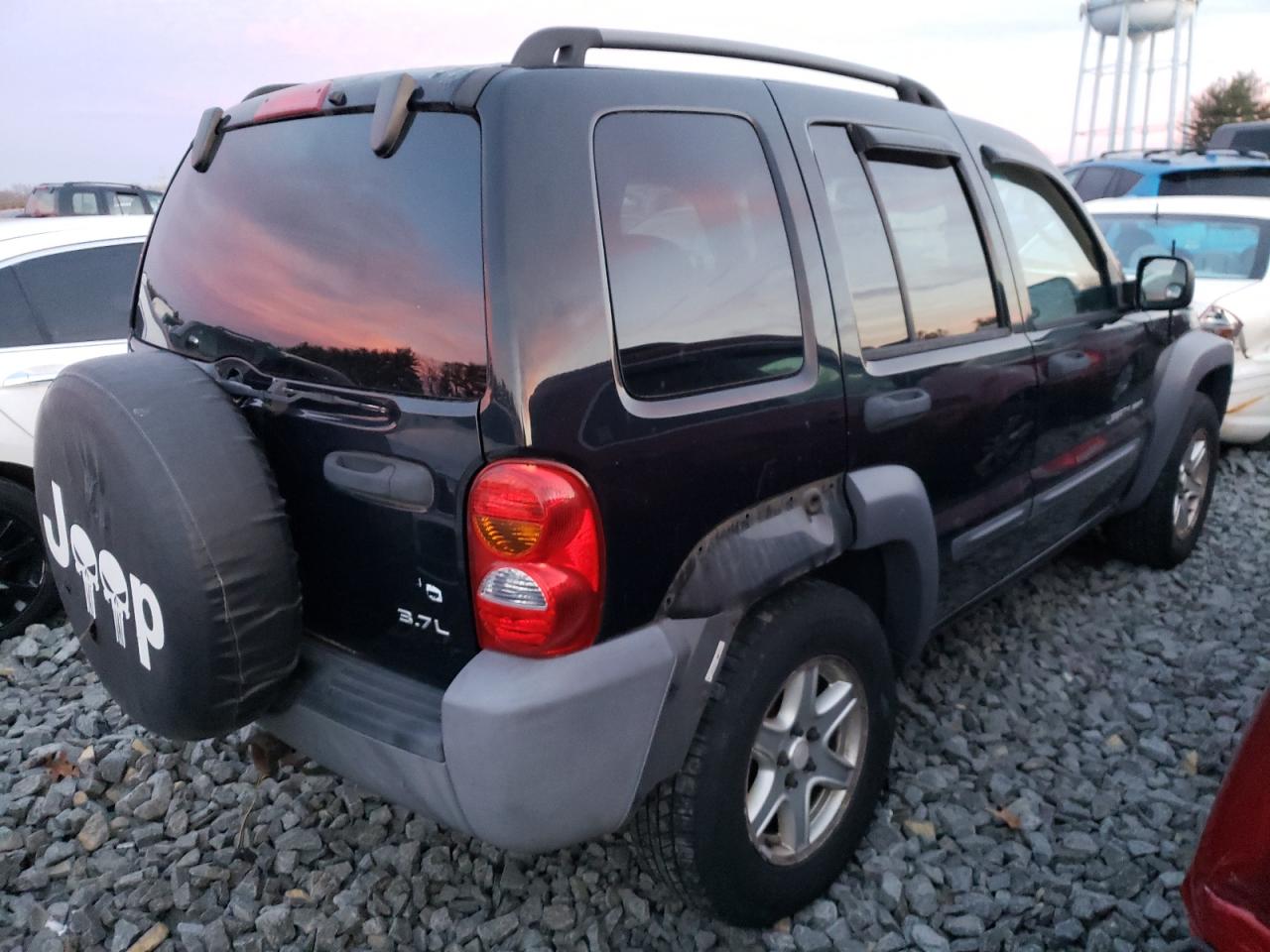 Photo 4 from auction – 2003 JEEP LIBERTY SP with VIN 1J4GL48K33W718947
