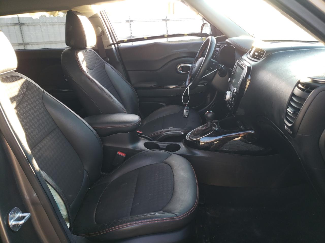 Photo 5 from auction – 2018 KIA SOUL ! with VIN KNDJX3AAXJ7618752