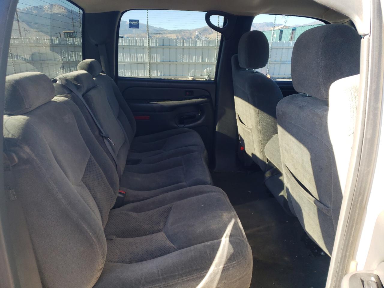 Photo 16 from auction – 2004 CHEVROLET SILVERADO with VIN 2GCEK13T241385809