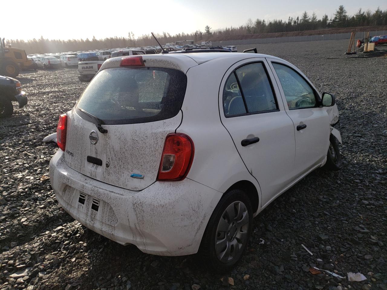 Photo 4 from auction – 2015 NISSAN MICRA with VIN 3N1CK3CP7FL213950