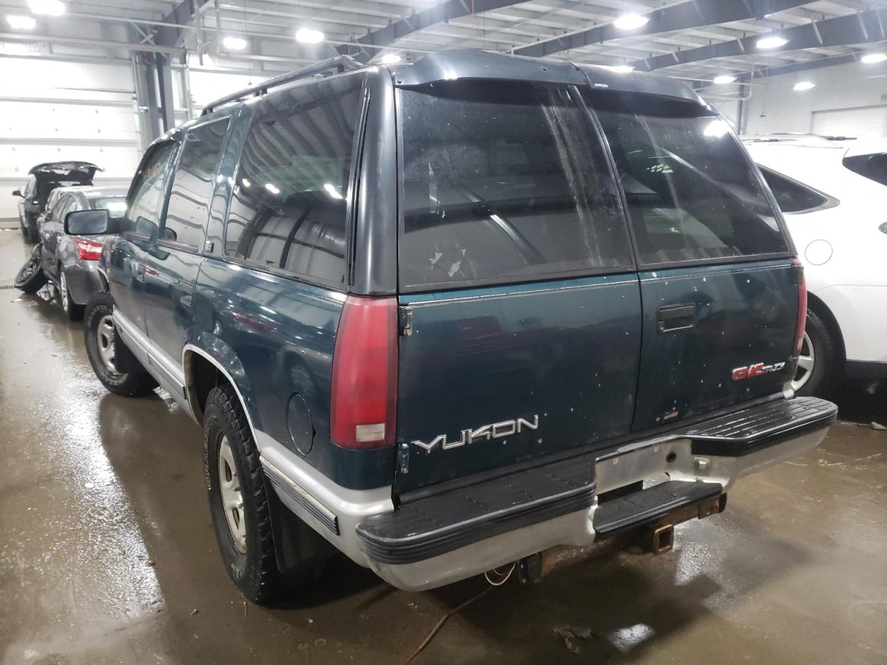 Photo 3 from auction – 1995 GMC YUKON with VIN 1GKEK13K4SJ760176
