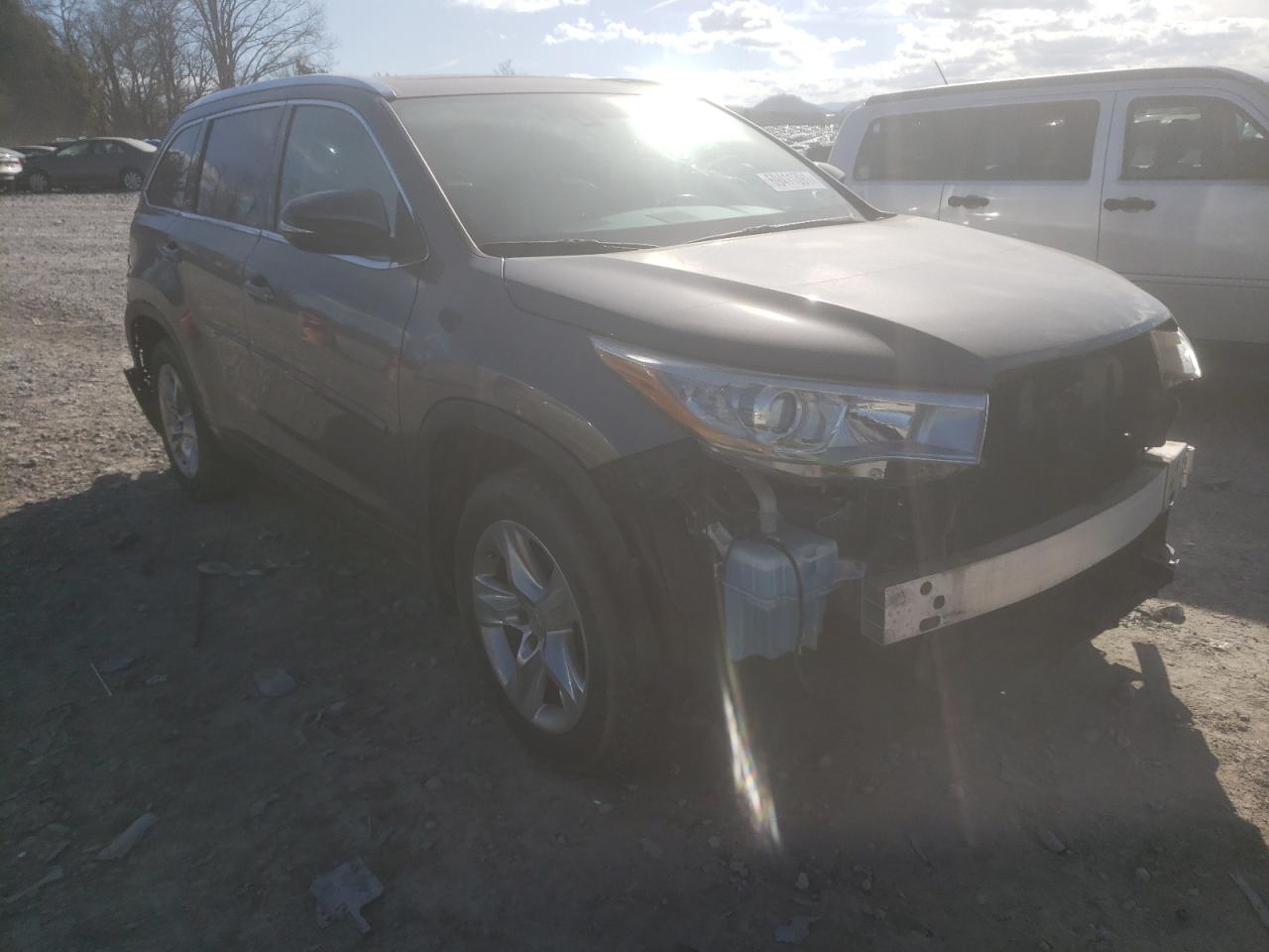 TOYOTA HIGHLANDER 2014 with VIN 5TDDKRFH9ES051644 - Photo from auction