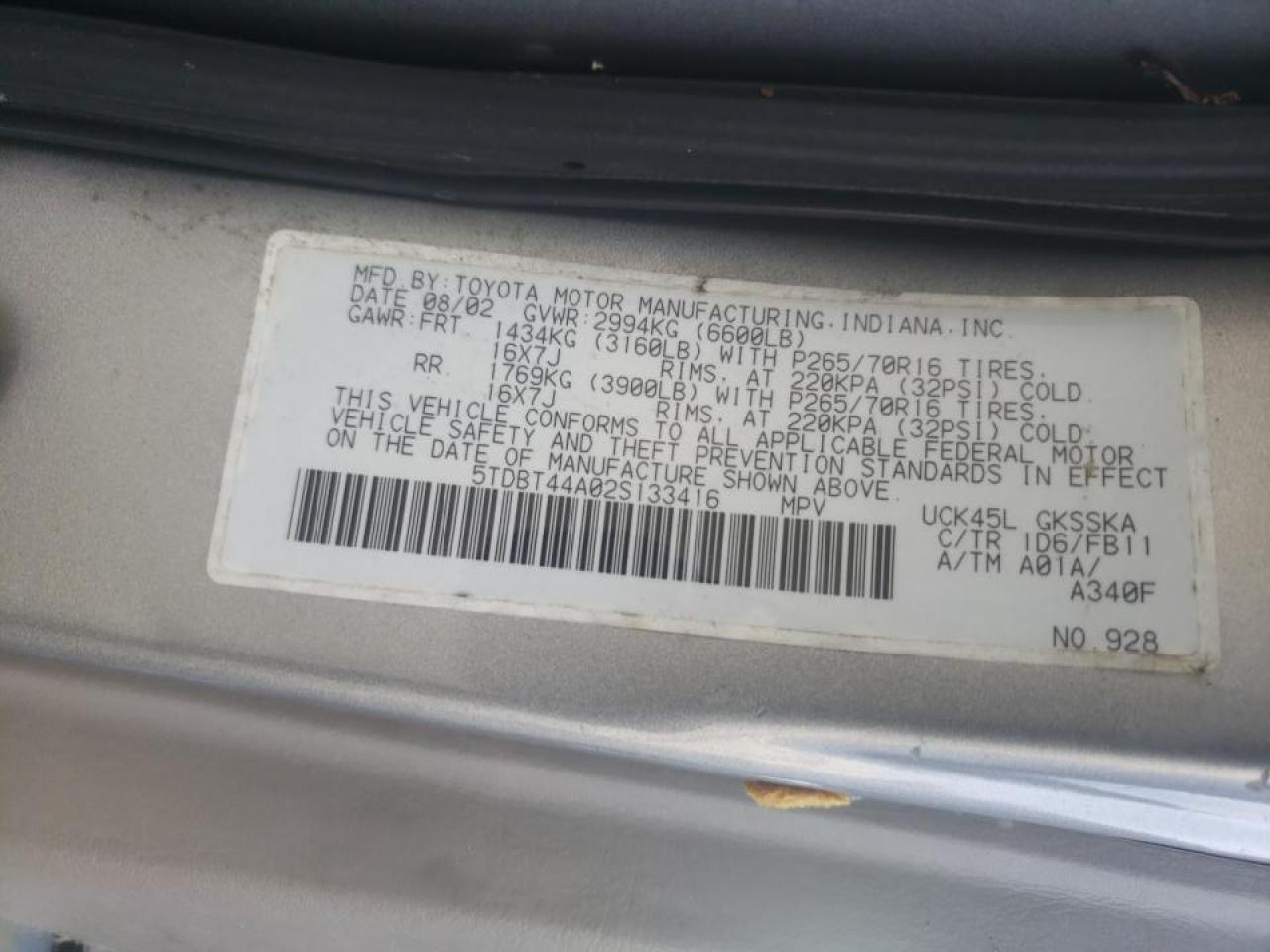 Photo 10 from auction – 2002 TOYOTA SEQUOIA SR with VIN 5TDBT44A02S133416
