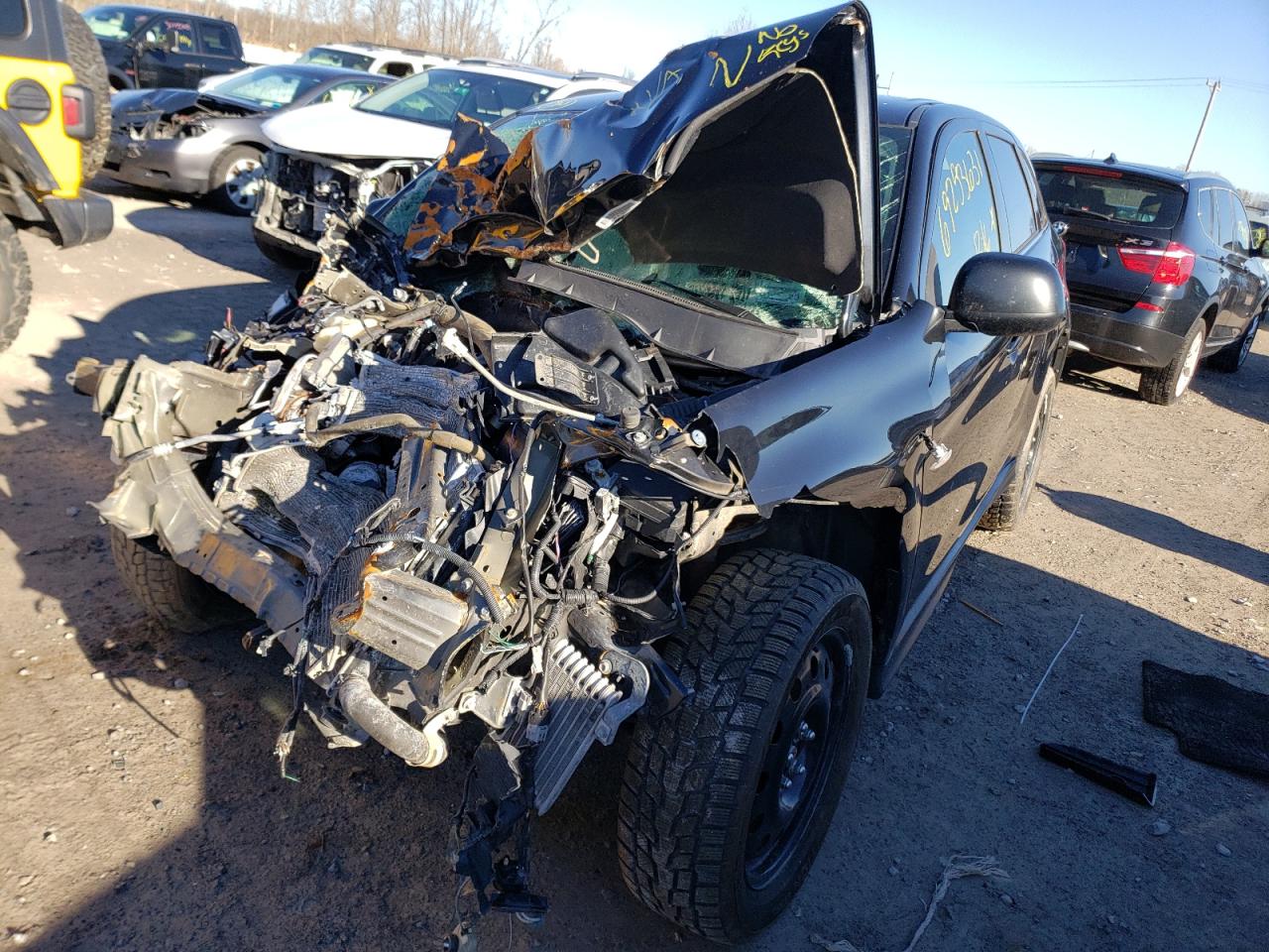 Photo 2 from auction – 2015 MITSUBISHI OUTLANDER with VIN 4A4AR4AU6FE022611