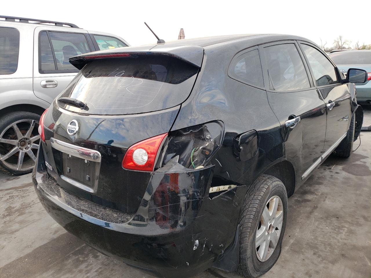 Photo 4 from auction – 2012 NISSAN ROGUE S with VIN JN8AS5MT0CW602001