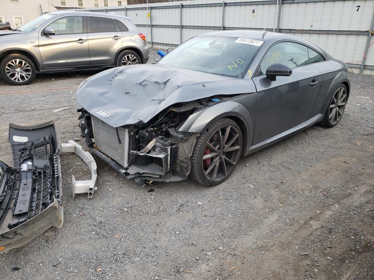 Photo 2 from auction – 2017 AUDI TTS with VIN TRUC1AFV1H1005741