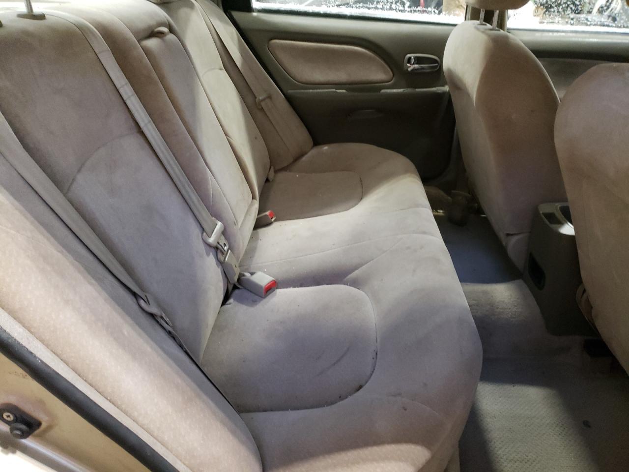 Photo 6 from auction – 2002 HYUNDAI SONATA with VIN KMHWF25H92A675583
