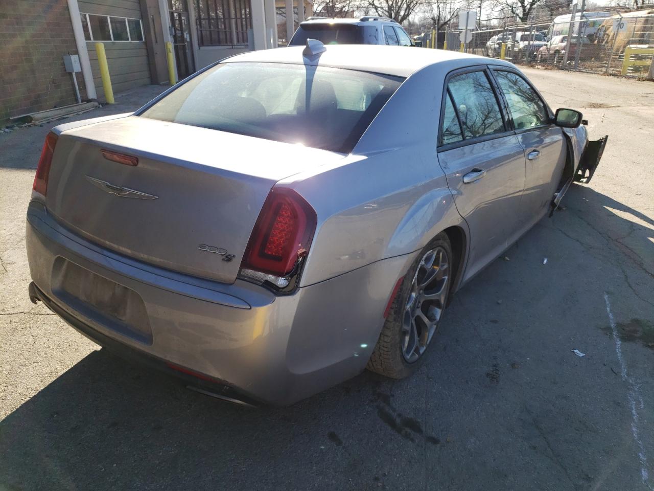 Photo 4 from auction – 2017 CHRYSLER 300 S with VIN 2C3CCABG5HH596853